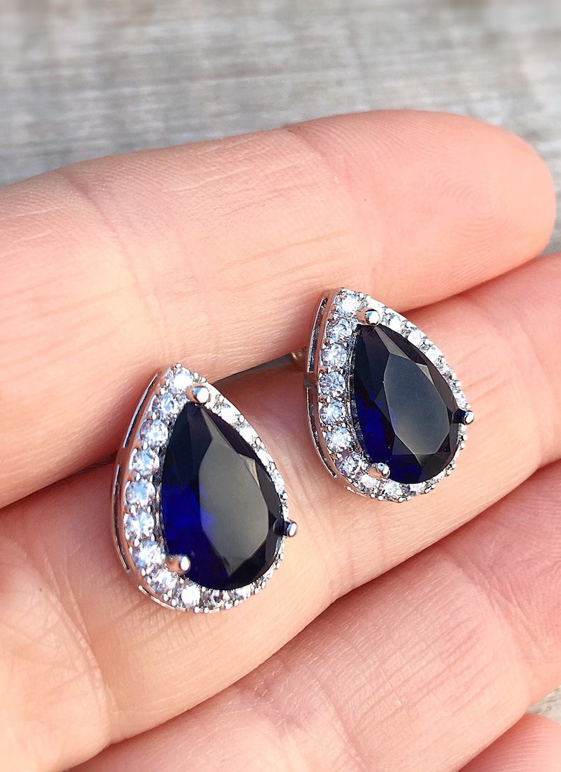 Diamond-Studded Stud Earrings For Women/Girls