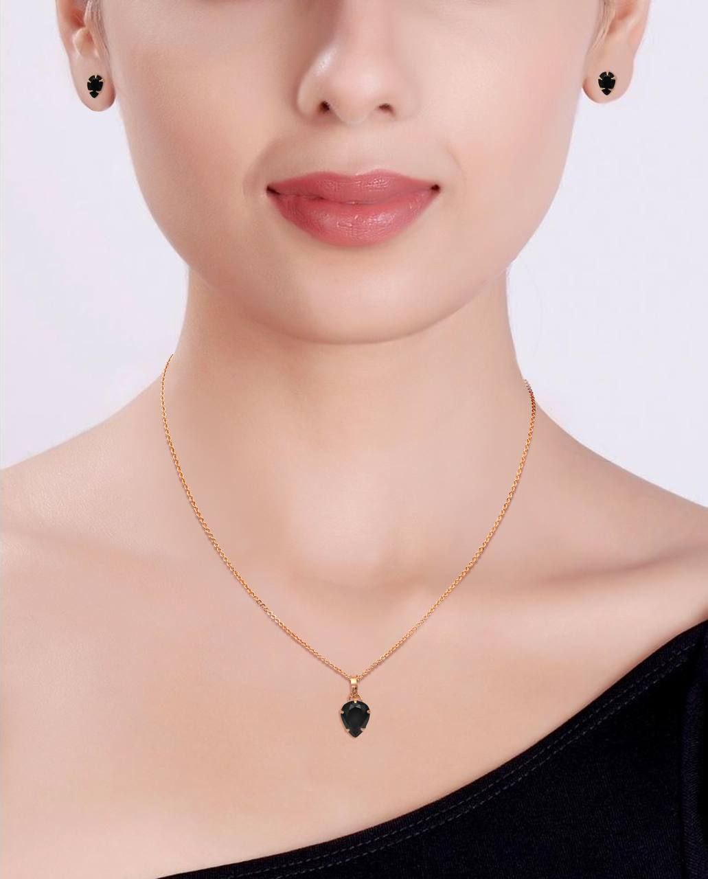 Women Indian Traditional Wedding Special Gold Plated Pendant with Chain