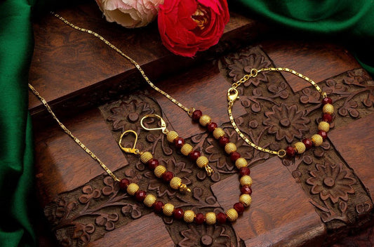 Gujju Latest Necklace Chain Special For Girls Beads Gold-Plated Plated Alloy Chain