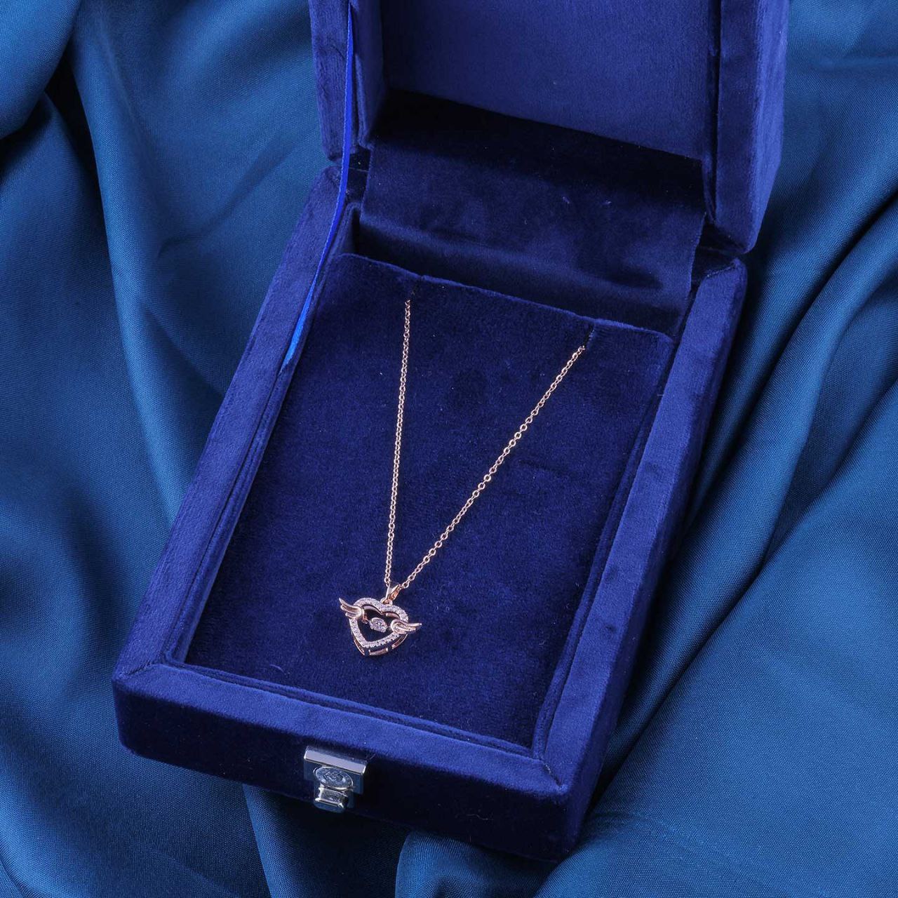 Gujju Latest Necklace Chain Special For Girls Beads Gold-Plated Plated Alloy Chain