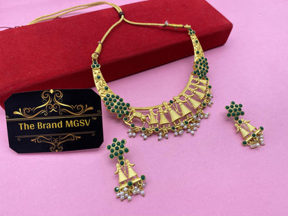 Gujju Latest Jewel Set Special For Girls And Women