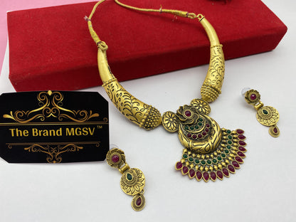 Gujju Latest Jewel Set Special For Girls And Women