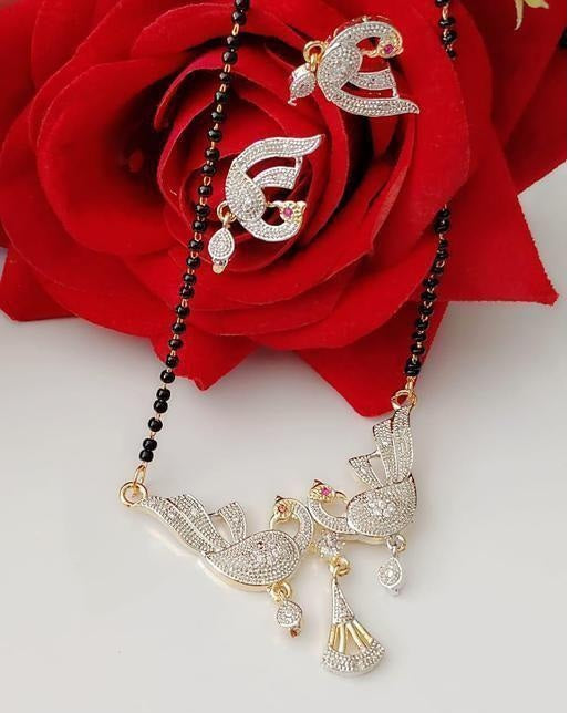 Gujju Pendant Set With Earring