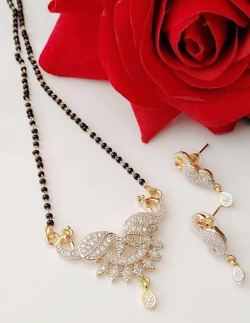 Gujju Pendant Set With Earring