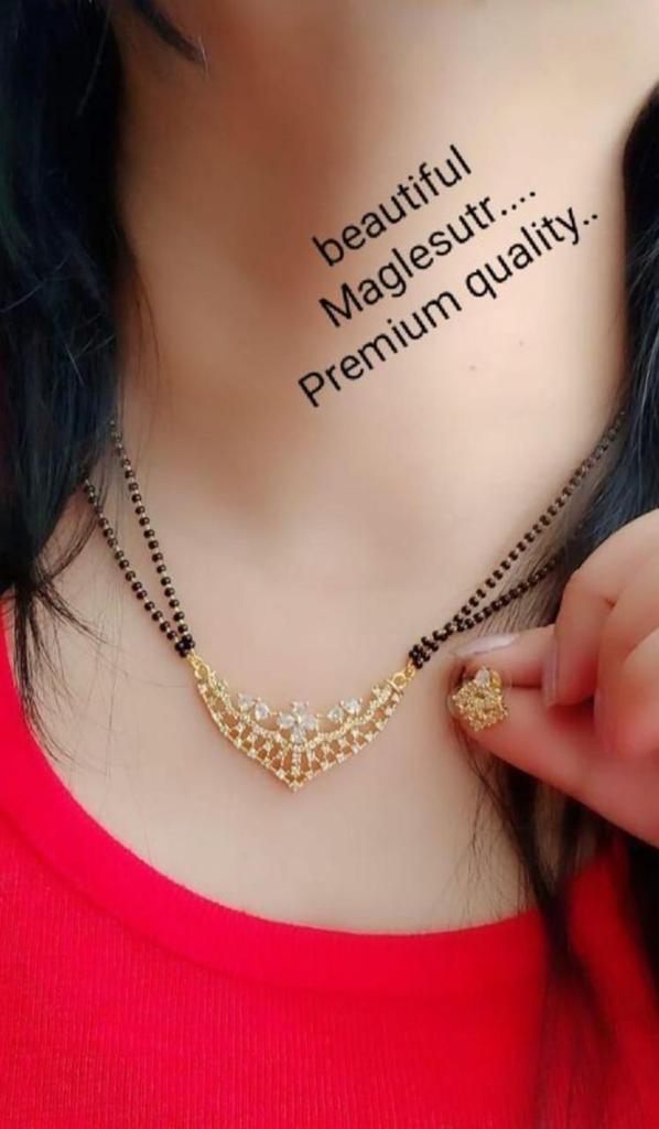Gujju Pendant Set With Earring