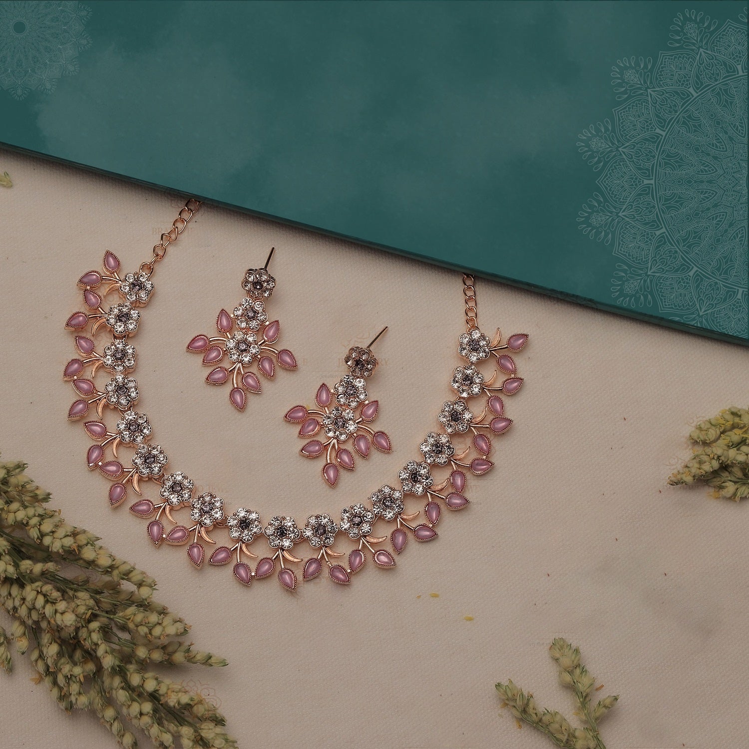 Gujju Latest Necklace Set With Earrings For Girls And Women