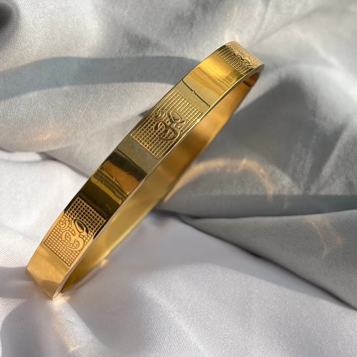 AMAZING GOLD PLATED STAINLESS STEEL KADA FOR MENS