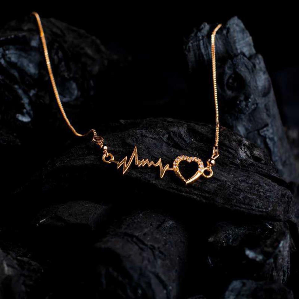 Gujju Jewellers Fancy Rose Gold Pendant And chain