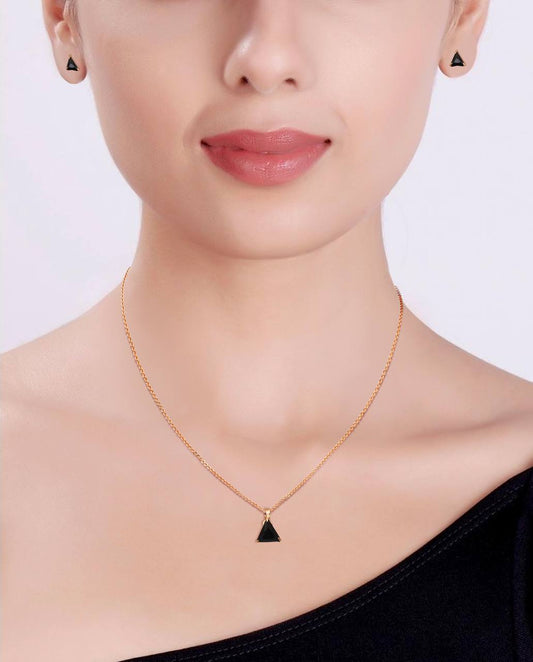 Gujju Jewellers Women Indian Traditional Wedding Special Gold Plated Pendant with Chain