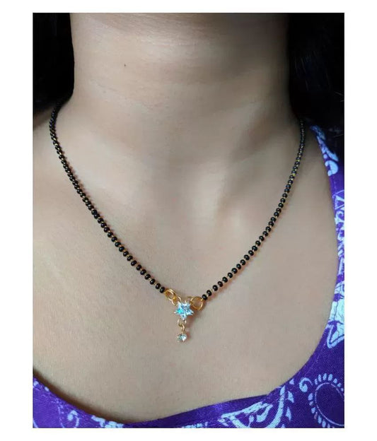 Gujju Jewellers stylish mangalsutra bollywood style