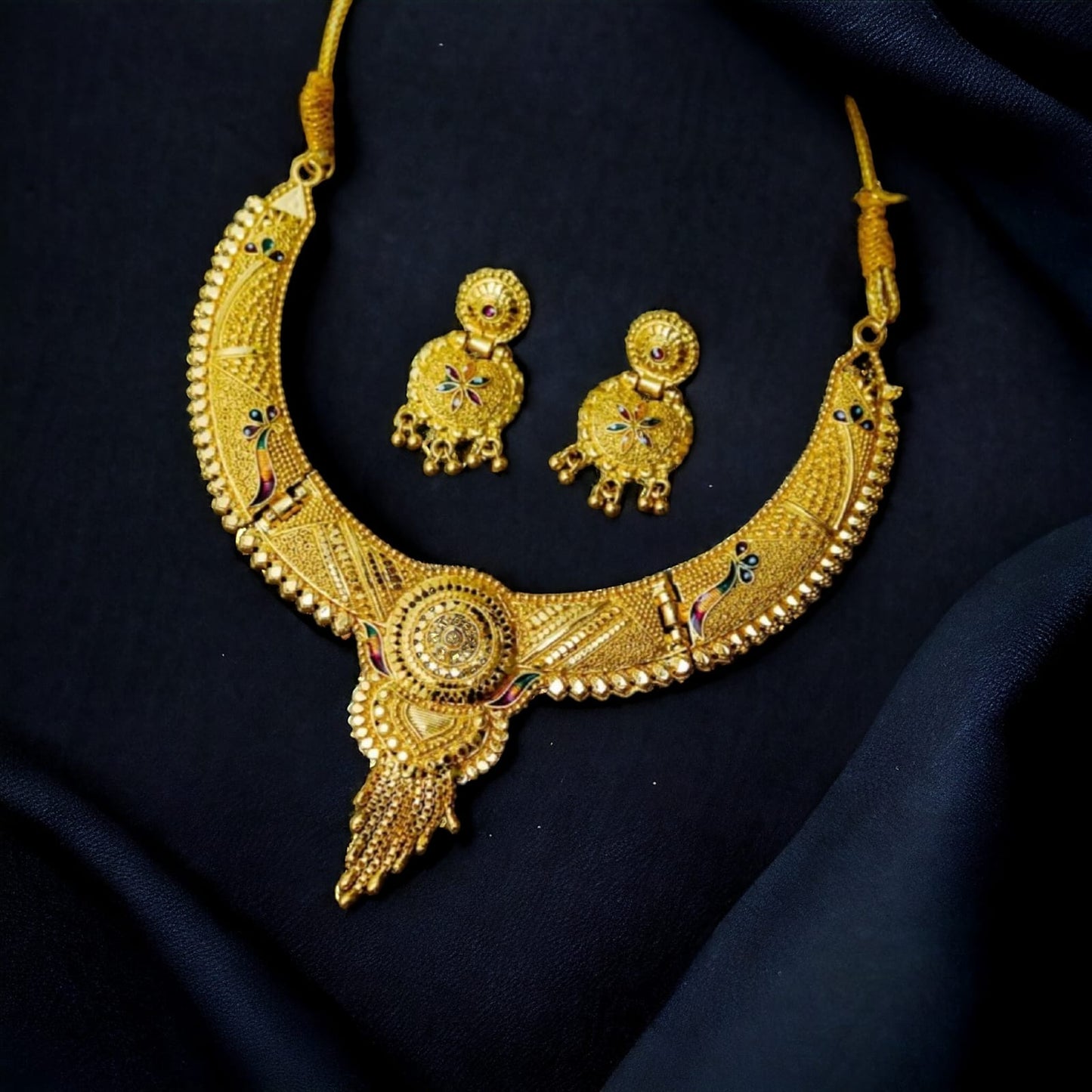 Gujju Jewellers Gold Alloy Necklace With Earrings For Women ( Pack of 1 )