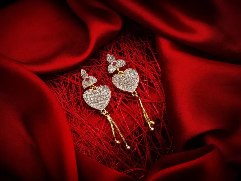 Latest Design Stylish Trendy Gold Plated Diamond Alloy Earring Set