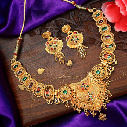 Alloy Golden Designer Necklaces Set