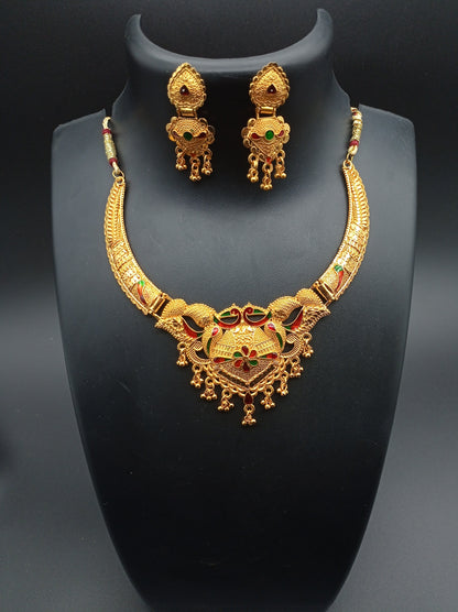 Alloy Golden Designer Necklaces Set
