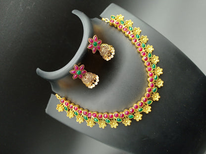 Alloy Golden Designer Necklaces Set