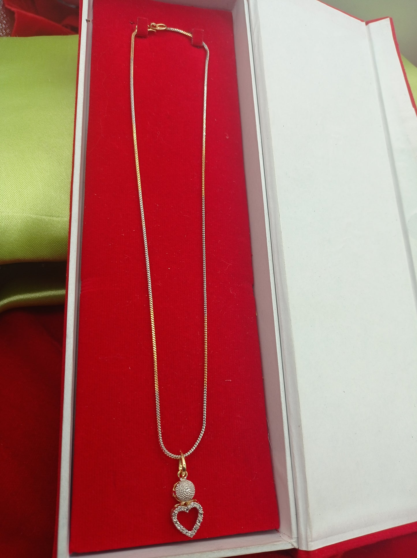   Pendant Set With Earring,Ring And Bracelet Special For Women