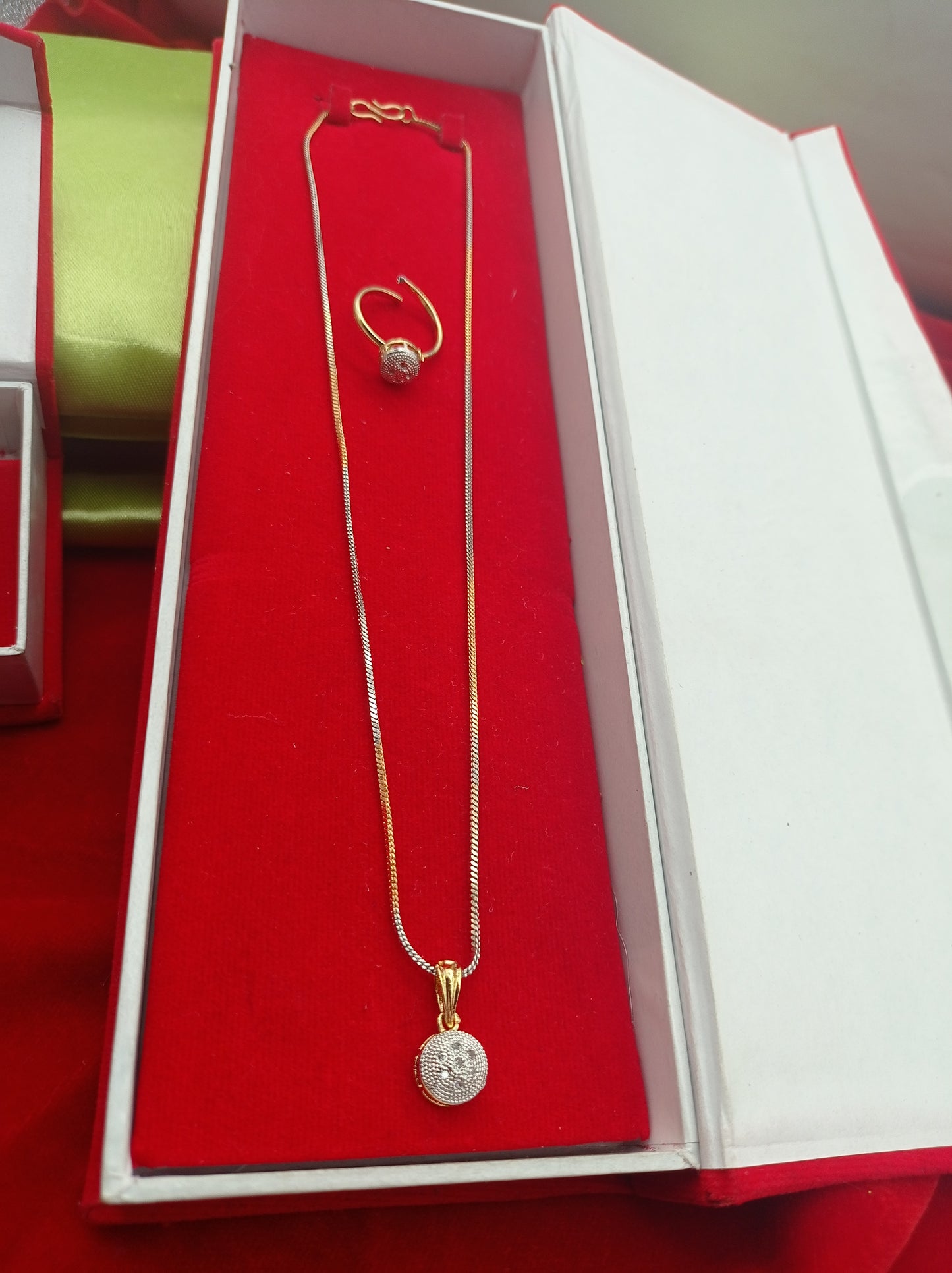   Pendant Set With Earring,Ring And Bracelet Special For Women