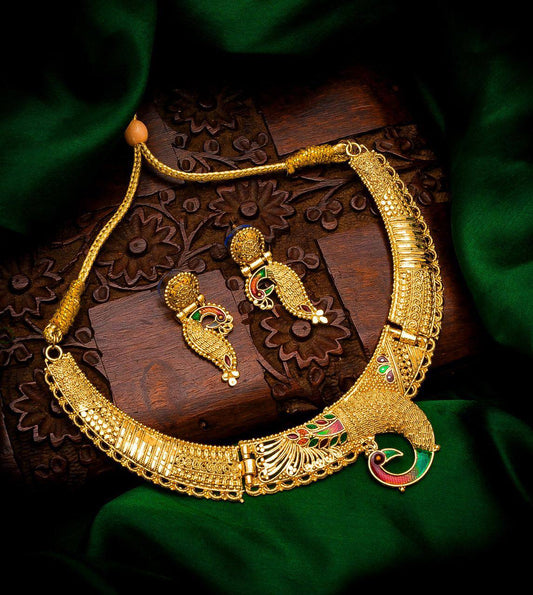 Alloy Golden Designer Necklaces Set