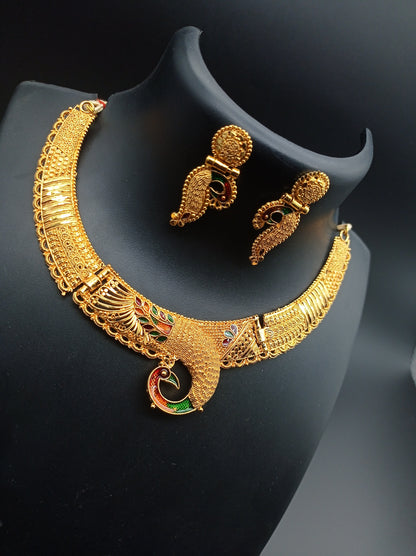 Alloy Golden Designer Necklaces Set