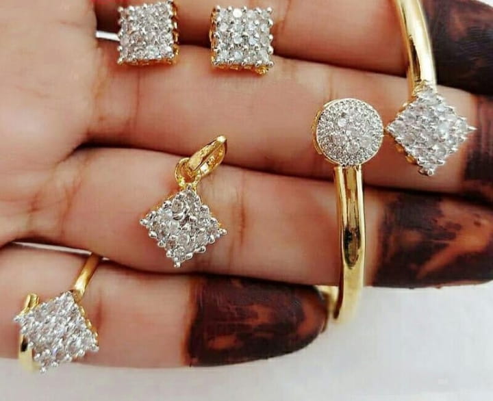   Pendant Set With Earring,Ring And Bracelet Special For Women