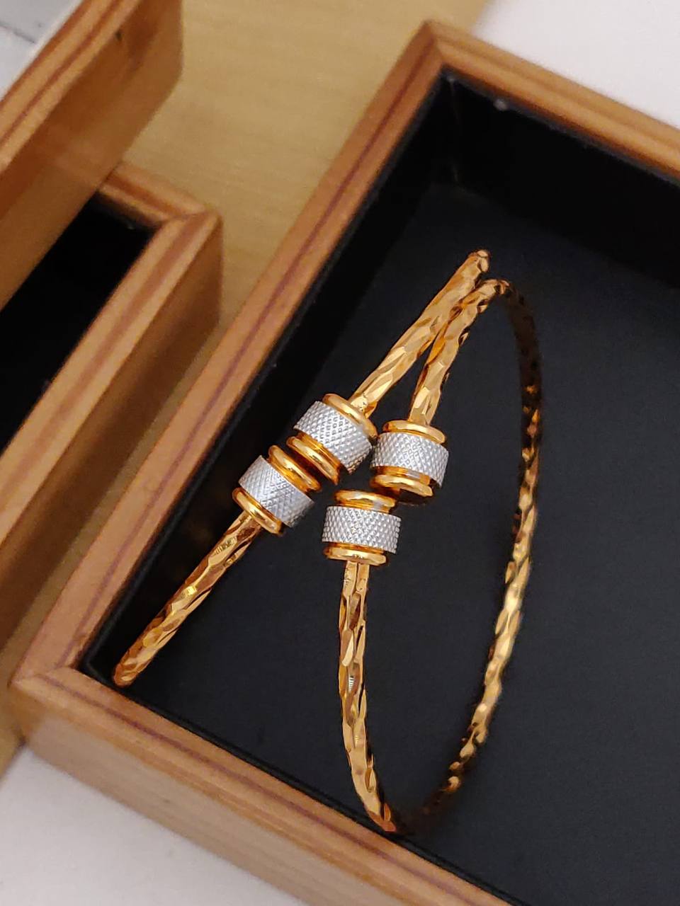 Gujju Latest Bangle For Girls And Women