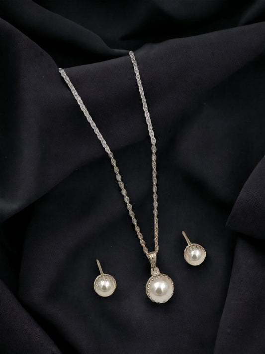 Exclusive Silver Chain With Pearl Pendant Set For Women And Girls