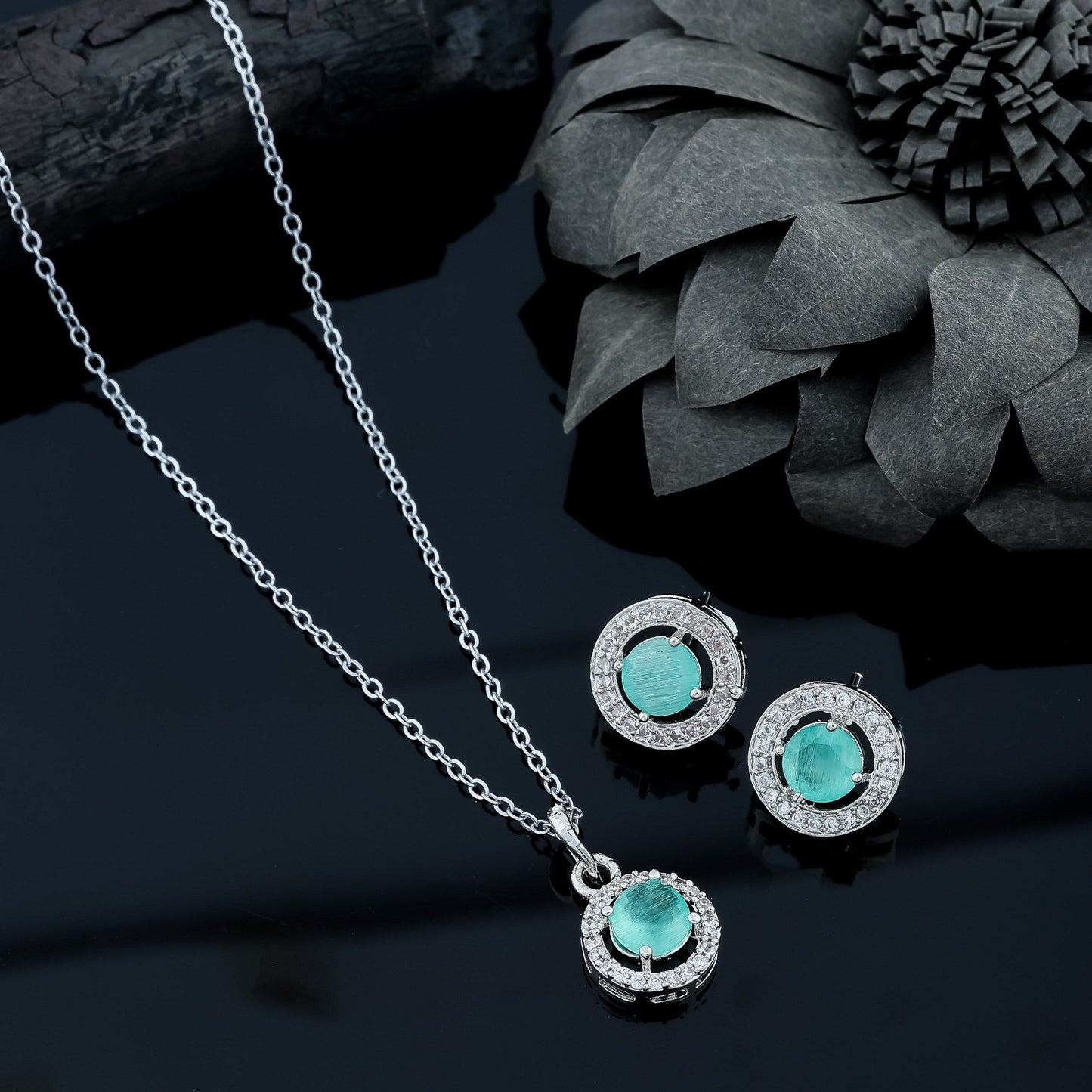 Silver Plated Chain  And Stone Pendant Set With Earrings For Women/Girls