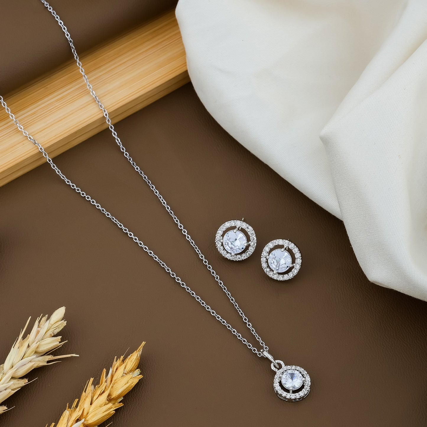 Stylish Silver Plated Chain Pendant for Women and Girls