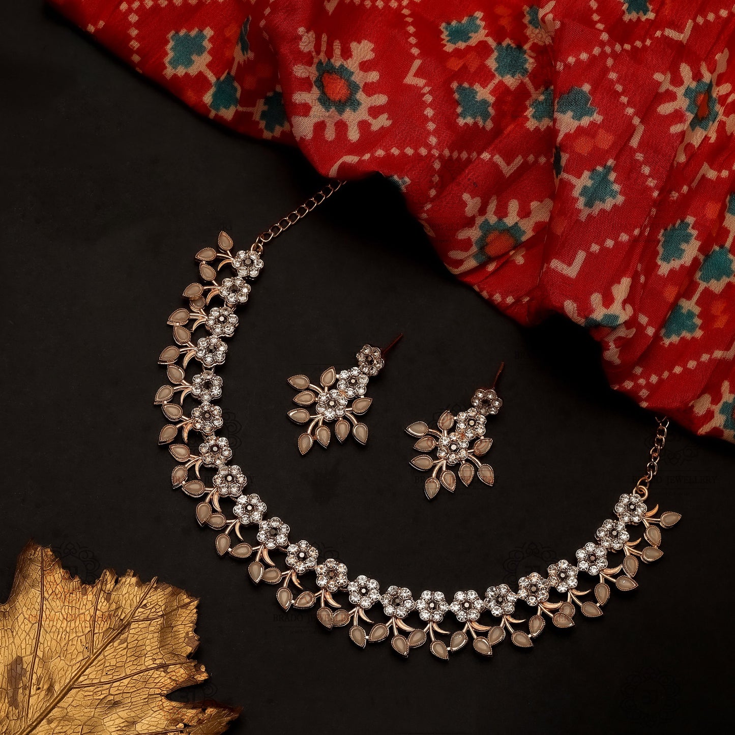 Gujju Latest Necklace Set With Earrings For Girls And Women