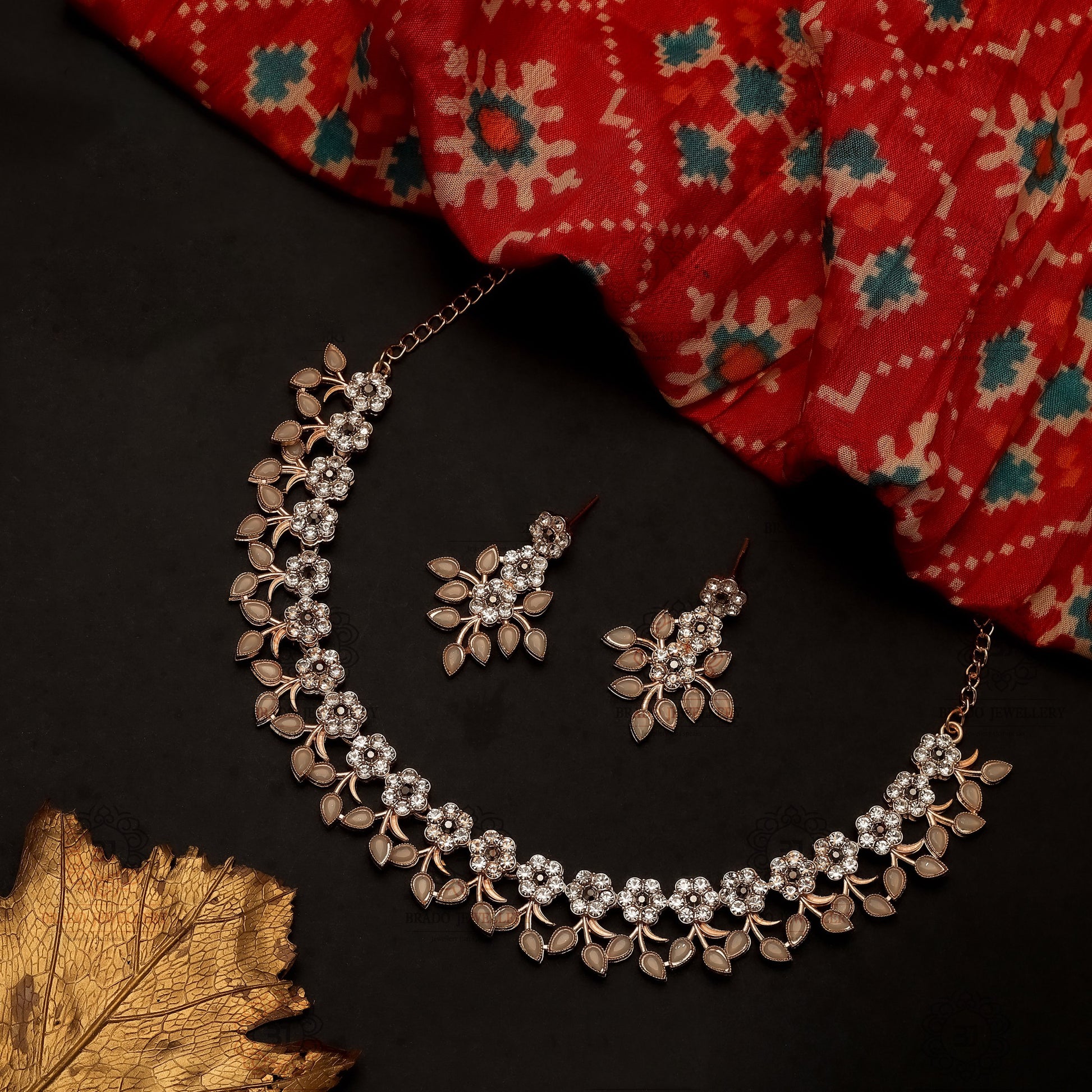 Gujju Latest Necklace Set With Earrings For Girls And Women