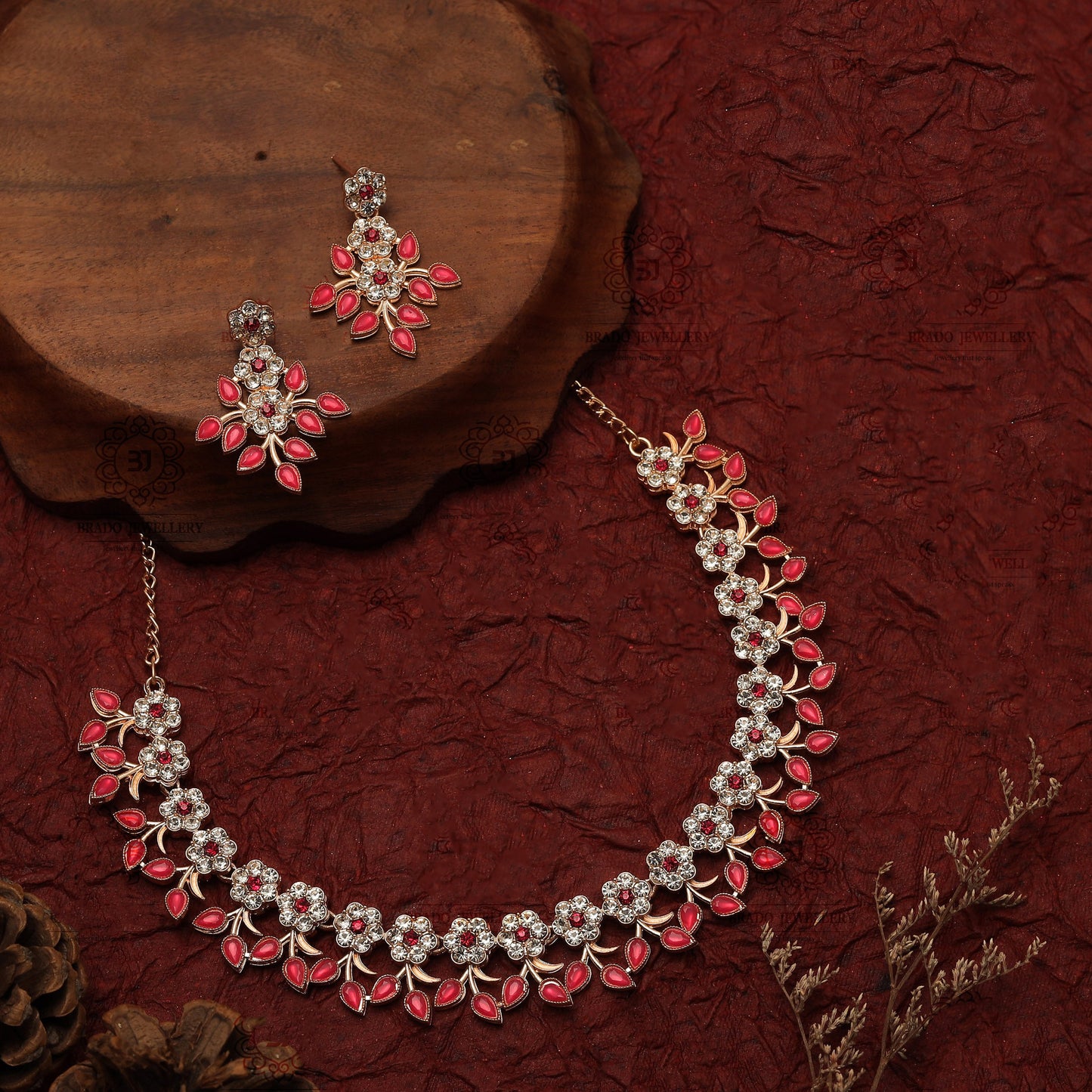 Gujju Latest Necklace Set With Earrings For Girls And Women